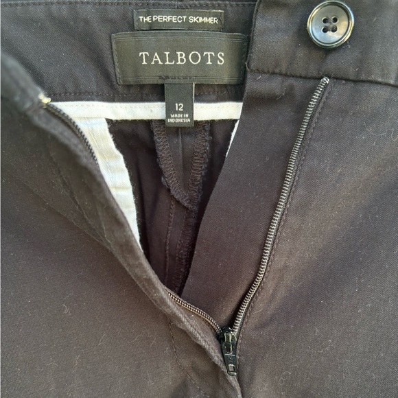 Talbots Black Perfect Skimmer Mid Rise Crop Pants | Size 12 - Picture 7 of 10